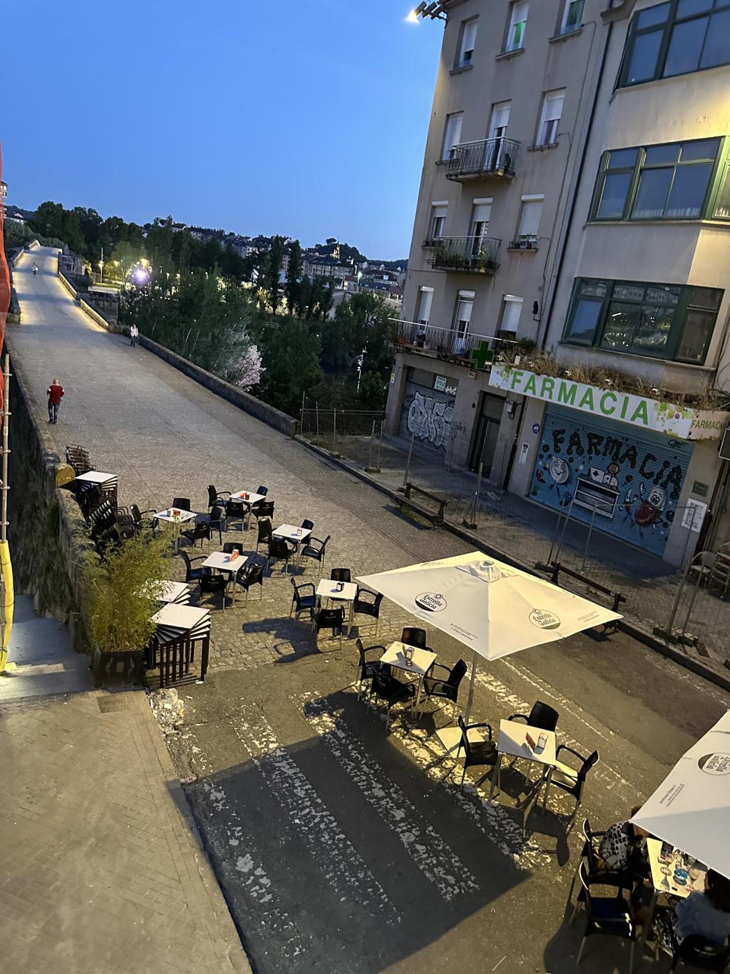 Apartamento Puente Romano أورينس المظهر الخارجي الصورة